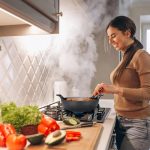 Gusseisen Bratpfanne Schmortopf Universal Unbeschichtet Antihaft-Kasserolle, 20cm, 25cm, 27cm – Bild 10