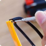 8 In1 Multifunktions-Handschraubendreher mit LED-Licht – Bild 5