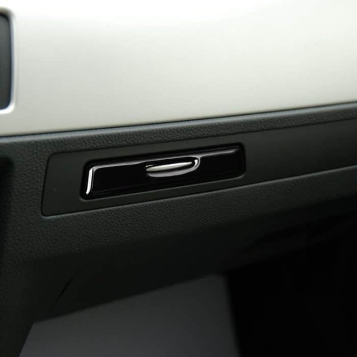 Für BMW 3er E90 2005–2012, 2 Stück Auto-Getränkehalter, dekorativer Aufkleber, Links- und Rechtsantrieb, universell – Bild 4