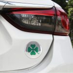4 in 1 Auto vierblättriges Kleeblatt Muster Radnabe dekorativer Aufkleber Silber, Durchmesser: 5,8 cm – Bild 6