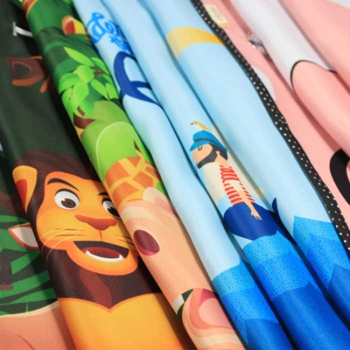 Auto große Heckscheibe Sonnenschutz Isolierung Fenster Sonnenschutz Abdeckung, Größe: 70 * 50 cm, Happy Rabbit, Green Dinosaur, Three Pony, Three Little eagles, Little Fox, Deer, Bear, Spectacle Bear, Picnic, A Pony – Bild 5