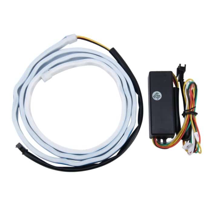 1,2 m Auto Auto wasserdichtes universelles vierfarbiges Rücklicht mit Rücklicht, Rücklichtregler, eisblaues Licht, Rücklicht, Rücklicht mit rotem Licht, Bremslicht mit rotem Licht, Blinker mit gelbem Licht, LED-Lampenstreifen-Heckdekoration – Bild 4