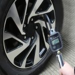 Auto Multifunktionale digitale LCD-Anzeige Reifenluftdruck-Inflatoranzeige Fahrzeugprüfer-Inflationsüberwachung – Bild 15