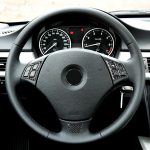 3 in 1 Auto Carbon Faser Einfarbig Lenkradknopf Dekorativer Aufkleber für BMW 3er E90 2005-2012, Links- und Rechtsantrieb Universal – Bild 8