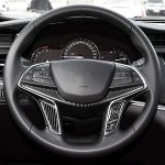 4 in 1 Auto Carbon Lenkradknopf Dekorativer Aufkleber für Cadillac xt5 2016-2017, Links- und Rechtsantrieb Universal – Bild 8