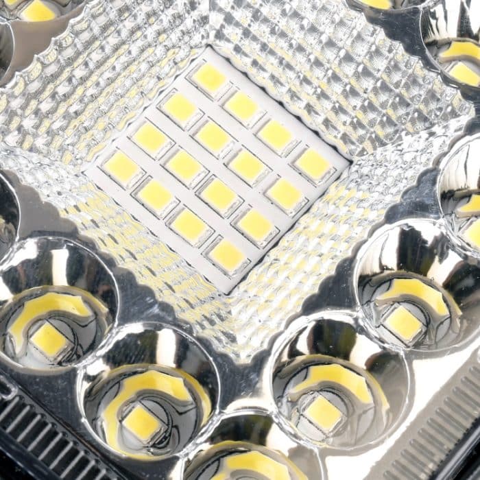 Auto-Quadrat-Arbeitslicht mit 32LEDS SMD-2835 Lampenperlen – Bild 4
