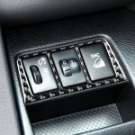 Kohlefaser-Auto-Scheinwerfer-Schalter-Rahmen dekorativer Aufkleber für Toyota alte RAV4 2006-2013, linke und rechte Antrieb universell – Bild 5