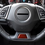 Auto-Carbonfaser unter dem Lenkrad, dekorativer Aufkleber für Chevrolet Camaro 2017–2019, Links- und Rechtsantrieb, universell, Below Steering Wheel – Bild 5