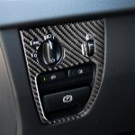 Auto Kohlefaserscheinwerfersteuerung Dekorativer Aufkleber für Volvo XC90 2003-2014, links und rechts Antrieb Universal – Bild 5