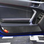 2 in 1 Auto Kohlenstofffasertürplatte Dekorativer Aufkleber für Subaru BRZ / TOYOTA 86 2017-2019, linke und rechte Antrieb universell – Bild 5