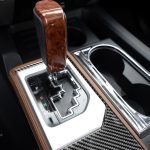 Kohlenstofffaserauto-Gang-Außenrahmen-dekorativer Aufkleber für Toyota-Tundra 2014-2018, links rechts fahren – Bild 5