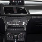 2 stücke / set Kohlefaser-Auto-zentrale Steuerungs-CD außerhalb des Rahmens dekorativer Aufkleber für Audi Q3 2013-2018, linke Fahrt – Bild 5