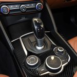 4 in 1 Auto Kohlenstofffaserzahnradrahmen Panel Dekorativer Aufkleber für Alfa Romeo Giulia 2017-2019, Linke Fahrt – Bild 5