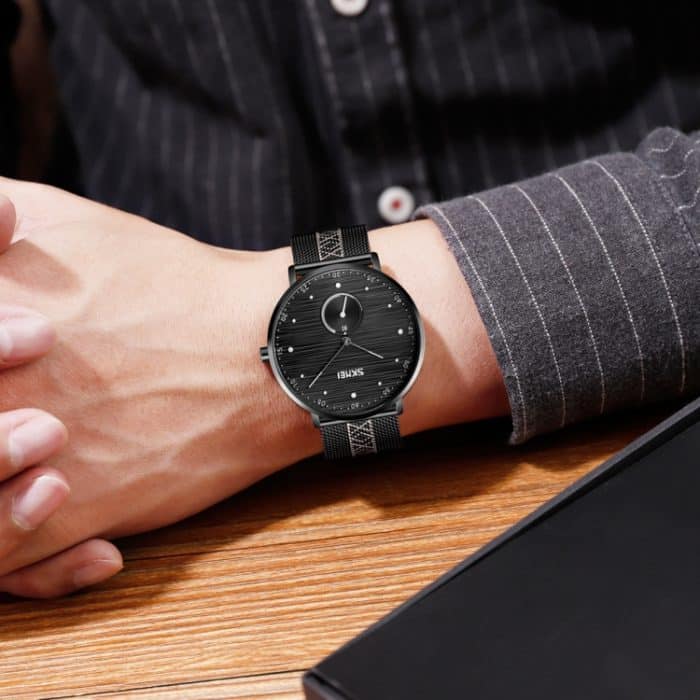 SKMEI 9218 Herren-Quarzuhr mit horizontal gestreiftem arabischen Ziffern-Zifferblatt und Mesh-Gürtel – Bild 6