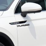 Zufällige dekorative Aufkleber für die Karbonfaser-Karosserie des Autos – Bild 5