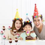 YX034 Cupcake-Regal aus Acryl mit Cartoon-Kuchen-Präsentationsständer – Bild 6