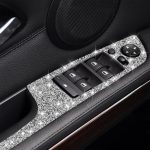 Für BMW 3er E90 / 320i / 325i 2005–2012, Auto-Fensterheber-Panel mit Klappschlüssel, 37,8 cm, Diamant-Dekoraufkleber, linker Antrieb – Bild 6