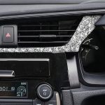 Für Honda Civic 2016–2019, Auto-Zentralsteuerung, Luftauslässe unten, Diamant-Dekorationsaufkleber, Rechtslenker – Bild 5