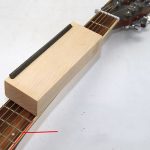 Bünde für elektrische Akustikgitarren, die das Kantenschneidewerkzeug für Fasen abfeilen – Bild 6