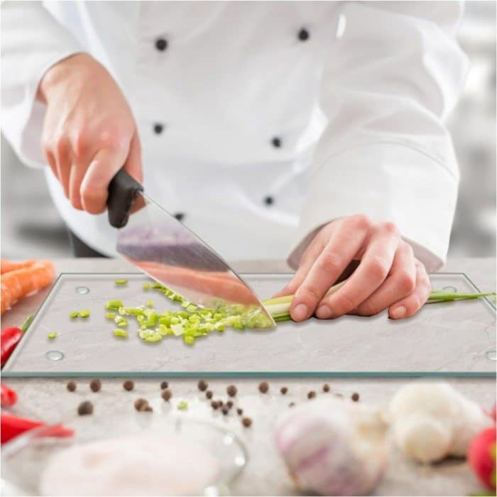 Transparentes, rechteckiges Acryl-Schneidebrett mit rutschfester Matte, Größe: 40 x 30 x 0,3 cm – Bild 7