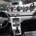 Für Volkswagen Passat B6 2005-2011 Auto Schalthebel Handball Leder Schaltknauf mit Chromrahmen, 6 Speed, 5 Speed – Bild 4