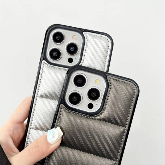 Telefonhülle mit Daunenjacke und Kohlefaserstruktur, For iPhone 16 Pro Max, For iPhone 16 Pro, For iPhone 16, For iPhone 15 Pro Max, For iPhone 15 Pro, For iPhone 15 – Bild 2