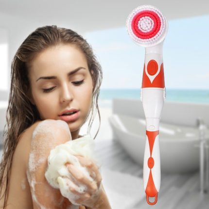 Multifunktionale elektrische wasserdichte Badereinigungsbürste. Langstielige Massagebürste mit 4 Bürstenköpfen