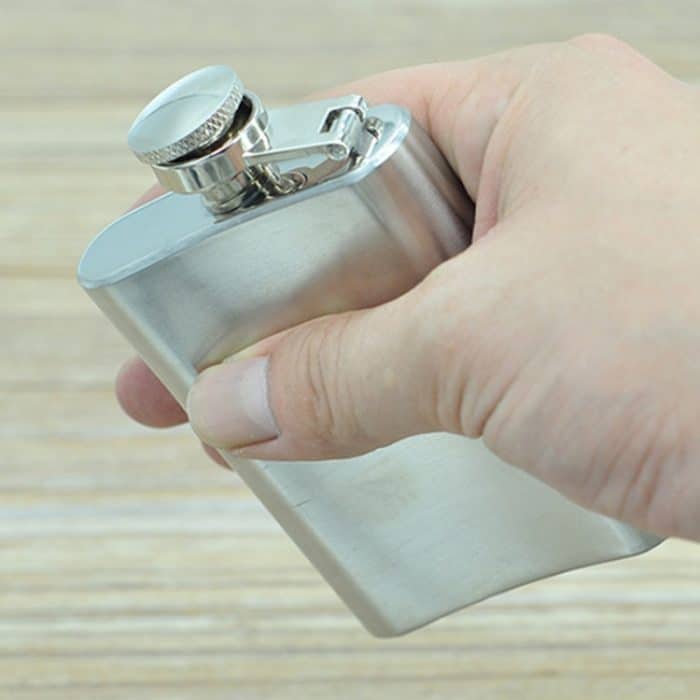 100 ml (3,5 oz) Pocket Flagon Outdoor Sports Flache Schnapsflasche Camping Ultraleichter tragbarer, verschleißfester Weintopf (Silber), 100ml(3.5oz) – Bild 3