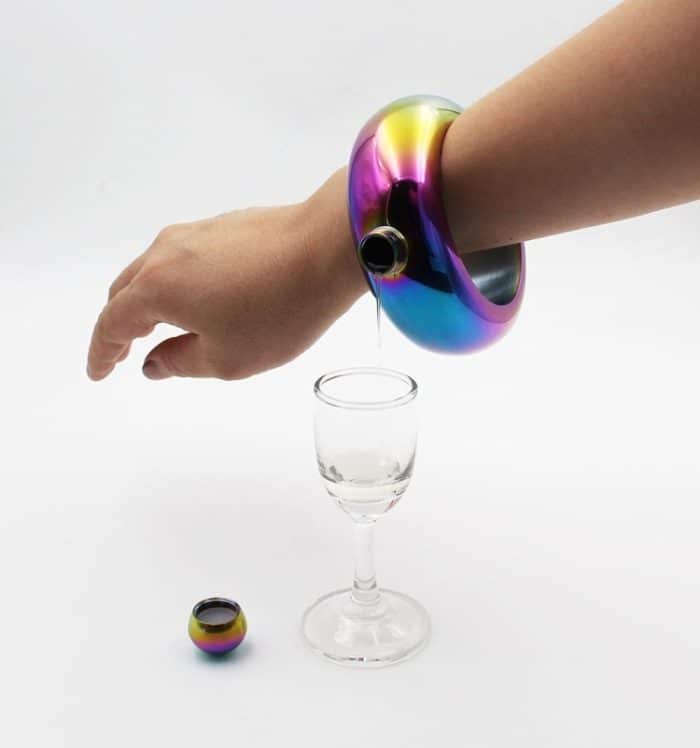 Fashion Creative 100ML verdickter Edelstahlarmbandkrug 3,5 Unzen, zufällige Farblieferung – Bild 6