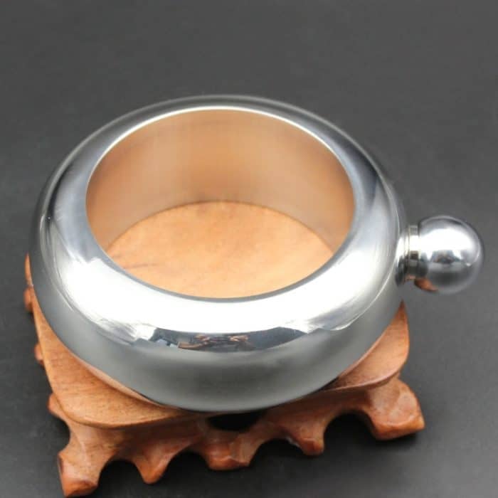 Mode kreative 100ML verdickte Edelstahl Armband Krug 3,5 Unzen, Silver – Bild 5