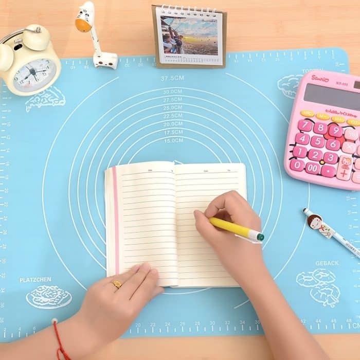 2 PCS Mehrzweckbacken Notwendiges Silikon Kneten Teigpad / Mehlpad / Wärmeisolierung Mahlzeit Pad Zufällige Farbabgabe – Bild 10