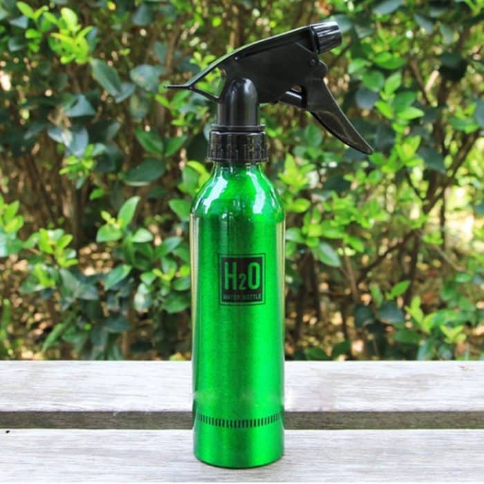 HC8618.jpg Aluminium Mini Spray Klarflaschenbehälter Nachfüllbare Wassersprühflasche Wasserkochersprühgerät Bewässerung Gartenbedarf, Kapazität: 300 ml, zufällige Farblieferung – Bild 1