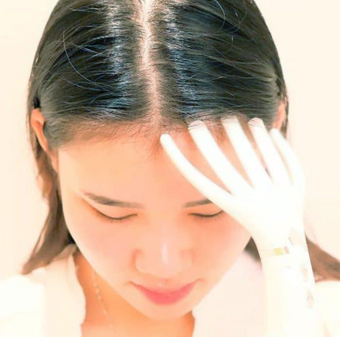 Mini tragbarer multifunktionaler Kopfmassagegerät-Massagekamm, batteriebetrieben, Battery Powered (Black), Battery Powered (Gold), Battery Powered (White) – Bild 8