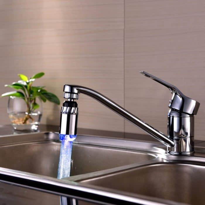 SDF-B2 1 LED ABS Temperatursensor RGB LED Wasserhahn Licht Wasserglühdusche, Größe: 78 x 28 mm, Schnittstelle: 22 mm (Silber) – Bild 4