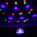 E27 Full Color rotierende LED-Bühnenlampe, AC 85-260V – Bild 5