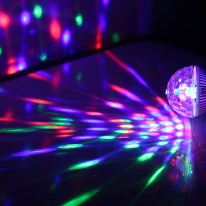 E27 Full Color rotierende LED-Bühnenlampe, AC 85-260V – Bild 6