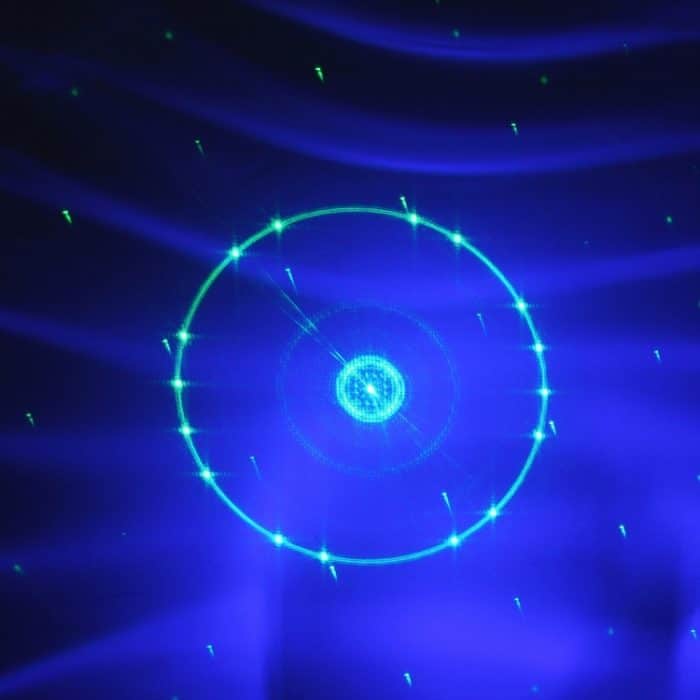 15W buntes Wasserwellen-LED-Laserlicht, Fantastische und romantische Sternenlichtlampe Familiendekorationslicht KTV Disco Pub Party Atmosphärenlicht mit Halter & Sound Aktiviert & Automatisch Wiedergabe & Manuelle Fernbedienung – Bild 15