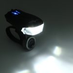 Wasserdichtes wiederaufladbares USB 5-Modi-Gelb- und Weißlicht 400LM COB LED-Fahrradrücklicht – Bild 11