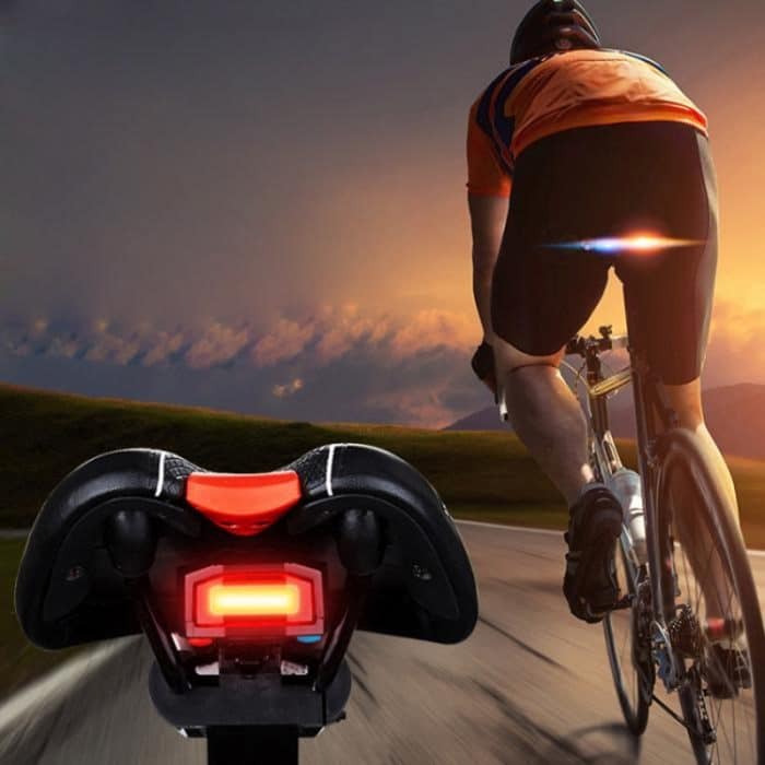 ANTUSI A6 USB-Aufladung COB Lichtquelle Smart Cycling Bike Warnung Alarm Rücklicht mit Fernbedienung – Bild 12