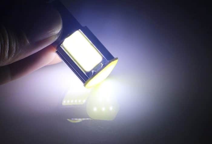 1156 4.5W 240LM Weißlicht 4 LED COB Auto Bremslicht Lenkungslampe, DC 12-24V – Bild 5