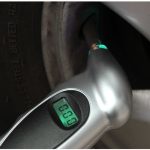 1/4 Zoll LCD-Display, digitaler Reifenmesser mit LED-Licht, Druckbereich: 0–100 PSI, 1/4 inch – Bild 8