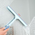 KANEED Auto Fenster Kunststoff rutschfester Griff Glaswischer / Fensterreinigungswerkzeug, Größe: 24,5 x 24 cm (blau) – Bild 4