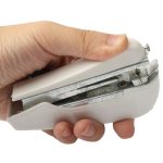 Handheld Mini mechanische Nähmaschine, zufällige Farblieferung – Bild 4