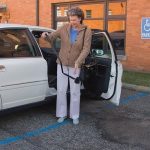 Ultraleichter Griff Zuverlässiger Walking Magic Faltbarer, vertrauenswürdiger Stock mit eingebautem Licht – Bild 14