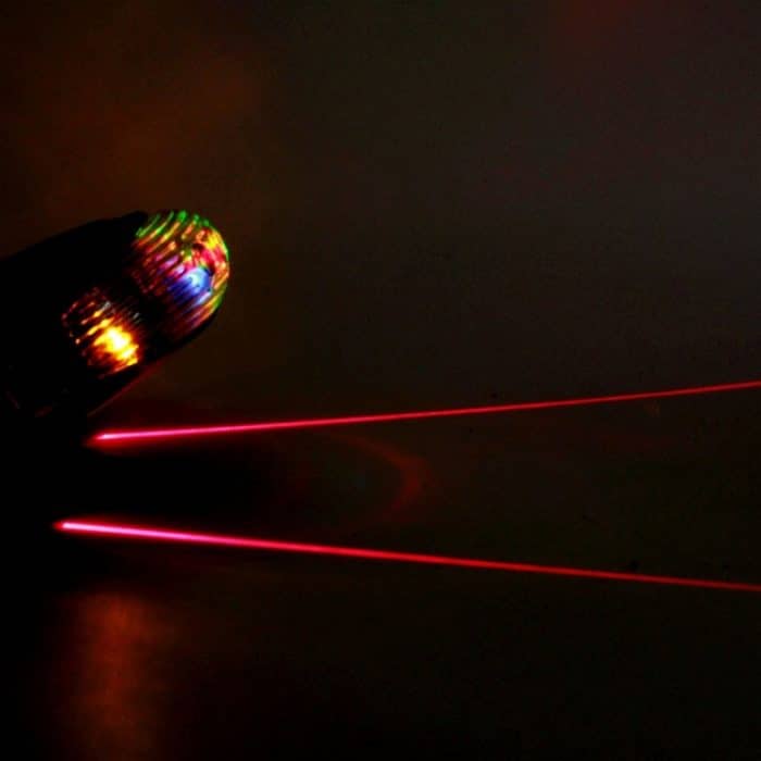 Shell Shape Bicycle Safety Heckwarnrücklicht mit 2 Laserstrahlen und bunten Lichtern – Bild 11