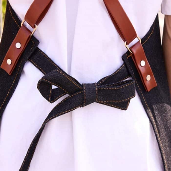 Denim-Waldmuster-Schürze, die Frisur-Overalls zeichnet – Bild 5