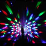 E27 6W LED Doppelkopf Bunte Glühbirne Rotierende Magic Ball Stage Light Laser Projektionslampe – Bild 6