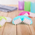 T9142 Manuelles Zweirad-Massagegerät aus Kunststoff mit rundem Griff – Bild 5