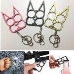 Multifunktionale Outdoor-Selbstverteidigungs-Doppelfinger-Schnalle kann das Fenster zerbrechen, zufällige Farbabgabe