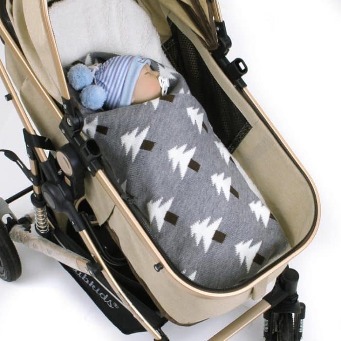 Baby-Strick-Weihnachtsbaum-Umarmungsdecke aus Schal-Überzug – Bild 5